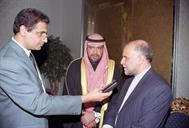 120625-zun 17-دیدار و امضای قرارداد توسط مهندس زنگنه و وزیر نفت کویت در هتل استقلال - مصطفی حسینی-1381.10.22-