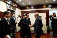 دیدار فومیو کیشیدا وزیر خارجه ژاپن با بیژن زنگنه وزیر نفت 20 مهر 1394 (10)
