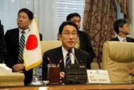 دیدار فومیو کیشیدا وزیر خارجه ژاپن با بیژن زنگنه وزیر نفت 20 مهر 1394 (42)