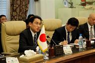 دیدار فومیو کیشیدا وزیر خارجه ژاپن با بیژن زنگنه وزیر نفت 20 مهر 1394 (60)